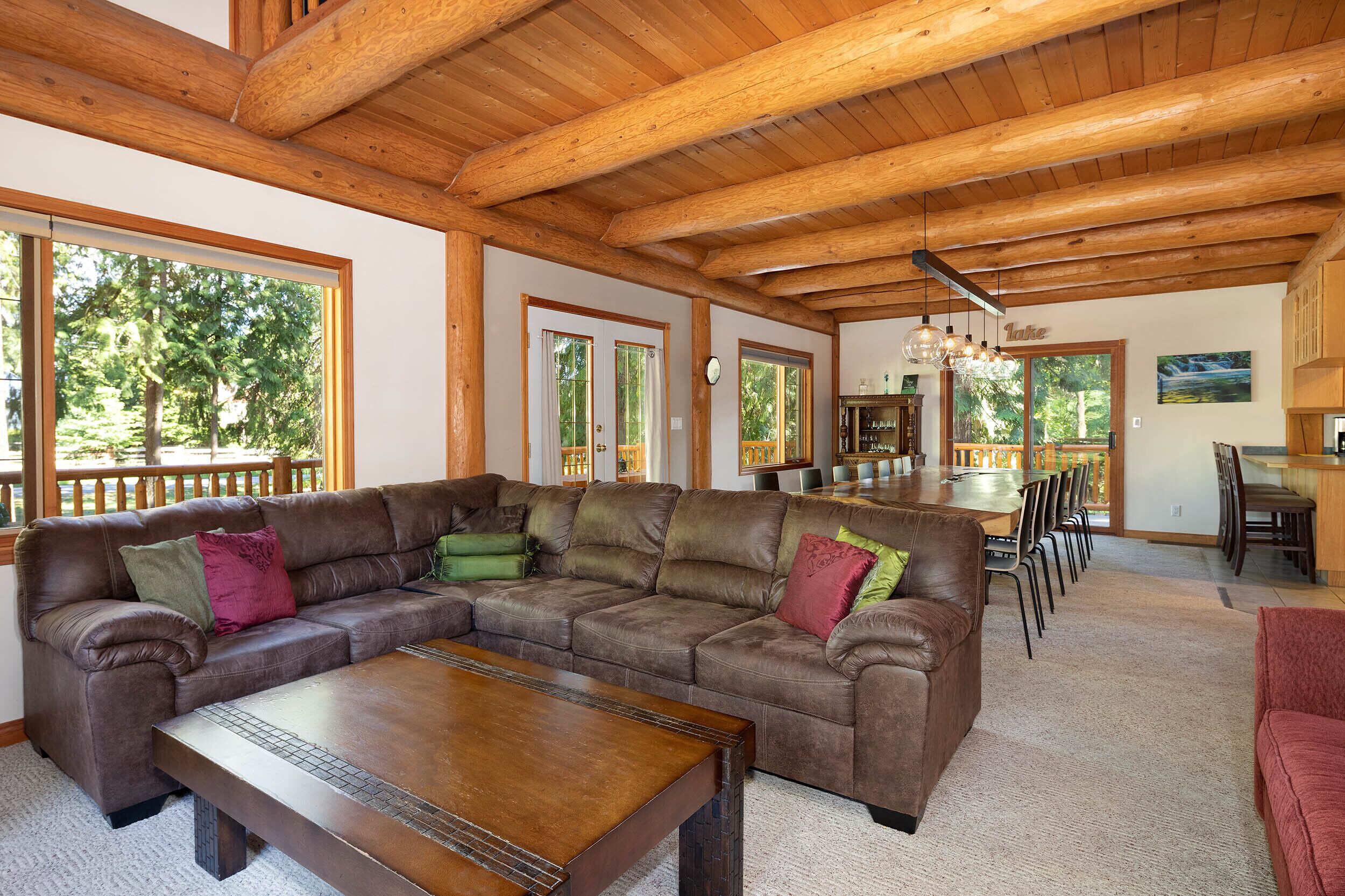Best family vacation rental in Shuswap!