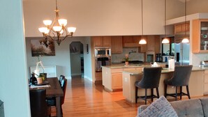Panoramic House | Living area | Fireplace - Ahwahnee House (Ahwahnee)
