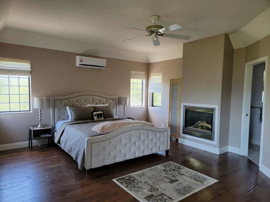 Rumah Panorama | 3 kamar tidur dan dilengkapi dengan perabotan berbeda-beda