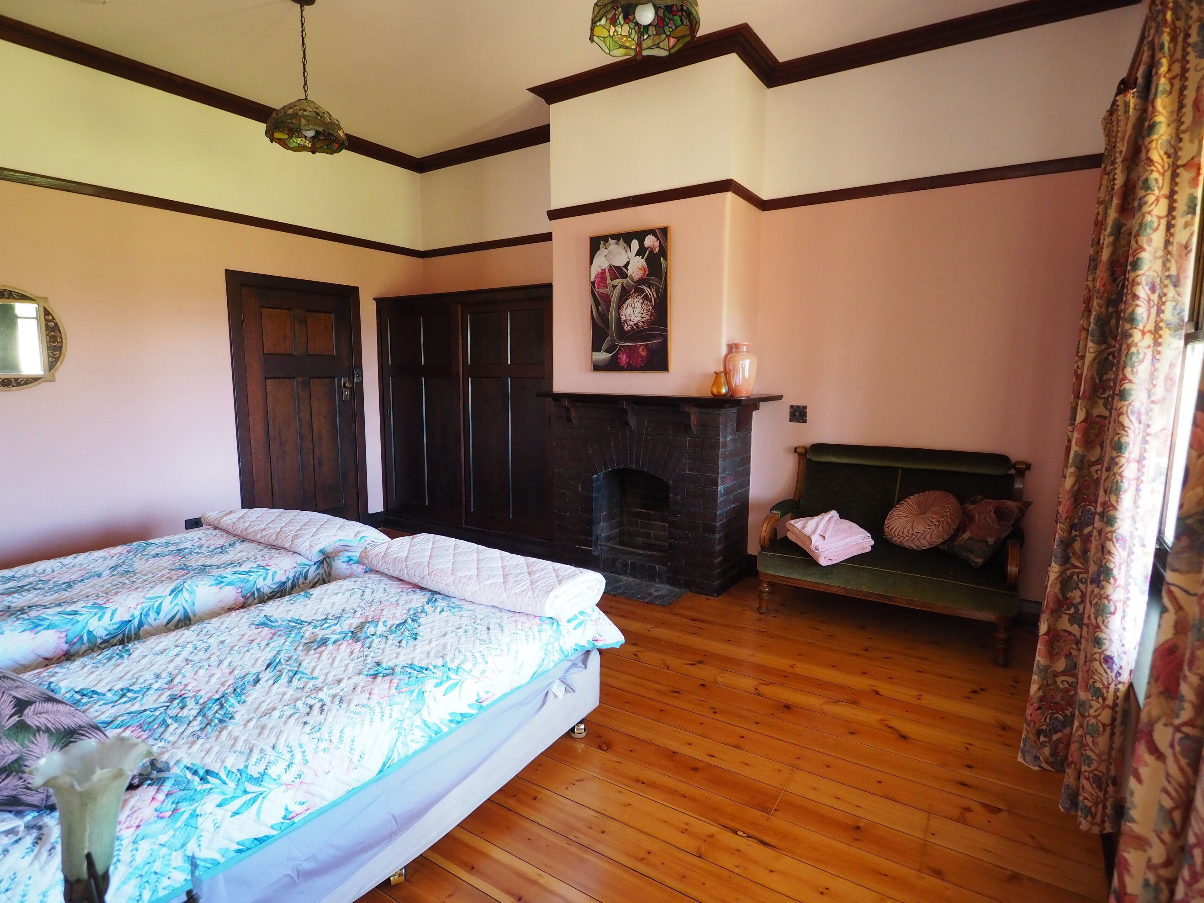 BALMORAL LODGE  - EXCLUSIVE COUNTRY ESCAPE — image 9