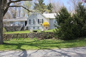 Gorgeous has the patio & covered porch on left.