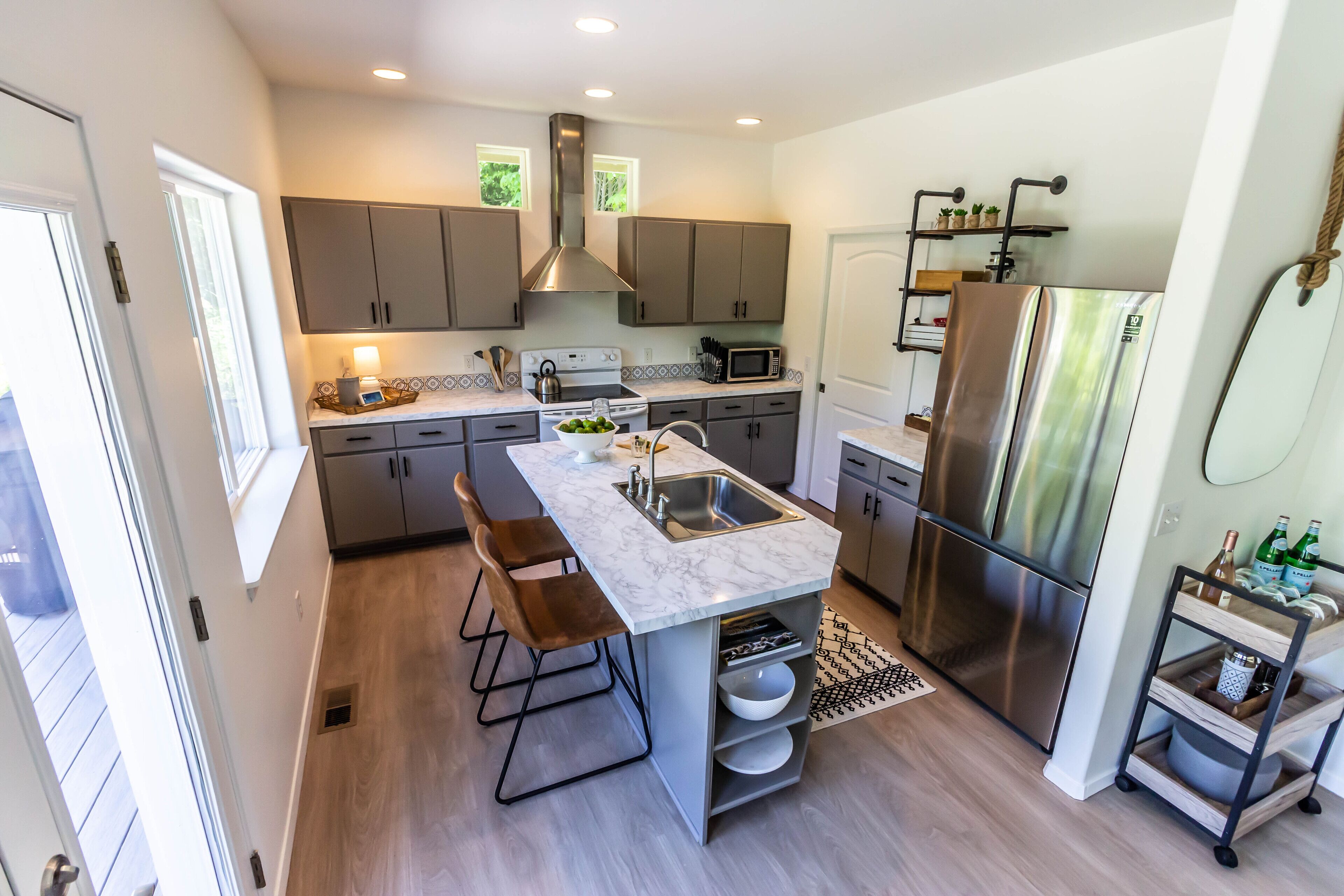 Booking Fall Now! Gorgeous View Home, Beach and ODT / Hot Tub / Dog Friendly