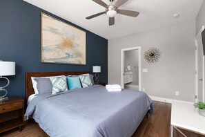 Unclassified image, 5 of 48, button