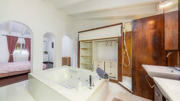 5 slaapkamers, gratis wifi, beddengoed