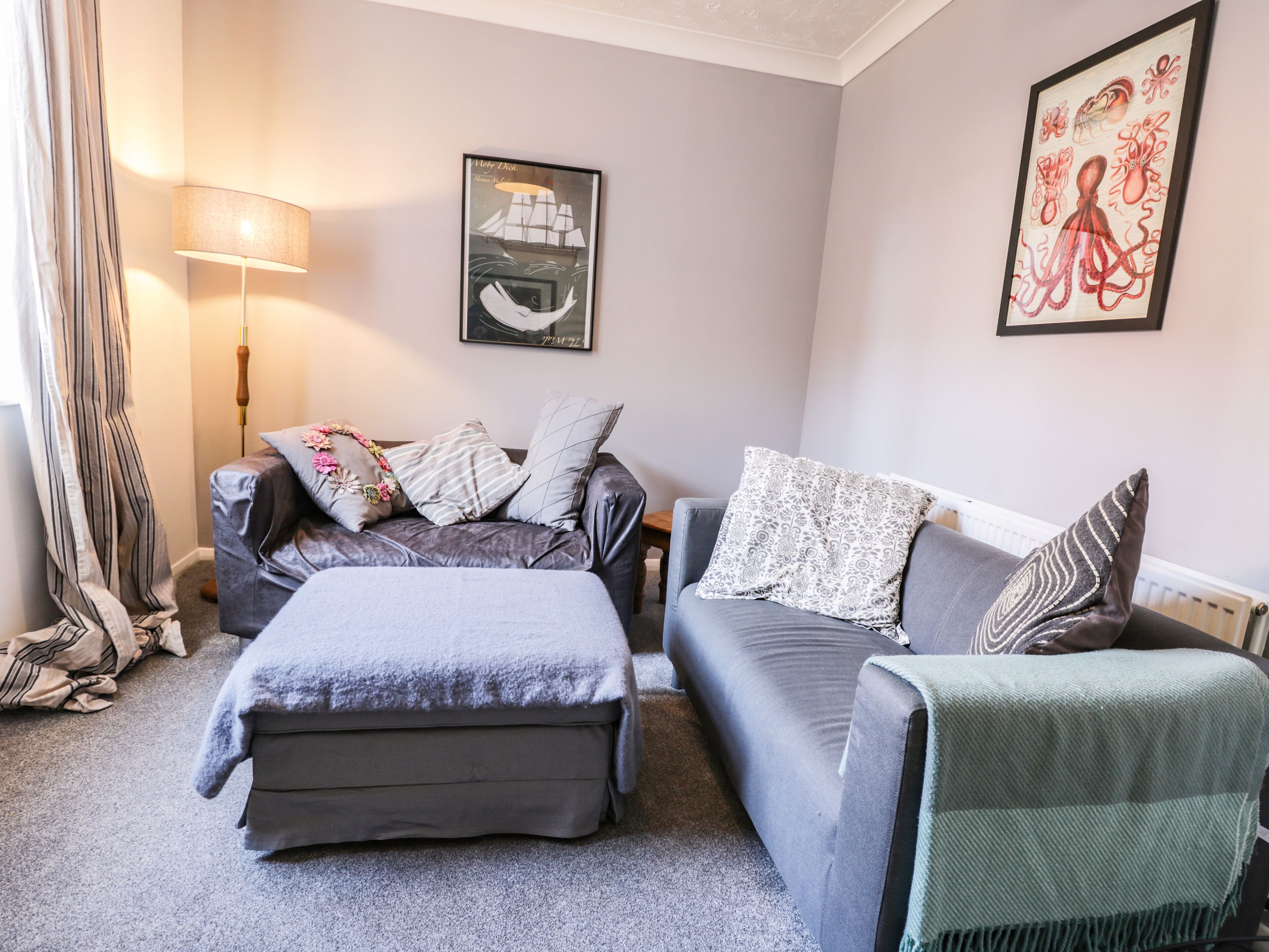 1 BURNS YARD, pet friendly, character holiday cottage in Whitby