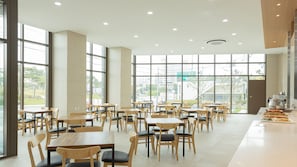 Buffet breakfast on weekends (KRW 25000 per person)