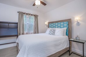 3 soverom, skrivebord, strykejern/-brett og wi-fi (inkludert)