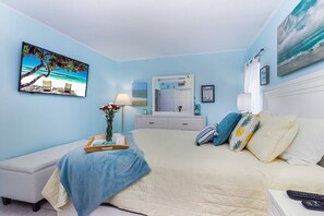 Book a romantic get-a-way for two....ensuite bath and new Roku TV with cable.