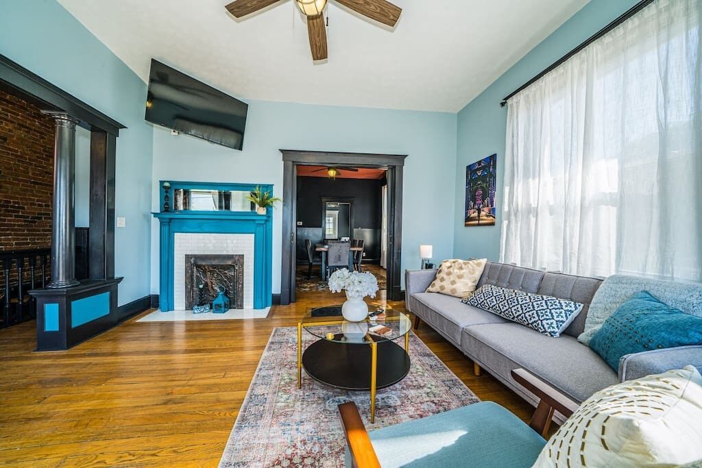 Walk Everywhere !Downtown With A View