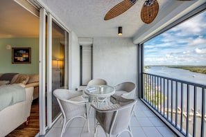 Outdoor dining - Ocean Harbor #1201B - Spacious Luxury Condo Surrounded with Stunning Views (Fort Myers Beach)