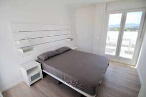 2 Schlafzimmer, Bügeleisen/Bügelbrett, kostenloses WLAN, Bettwäsche