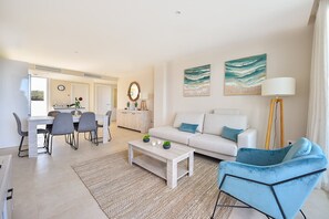 Living area - Apartment for families, La Cala de Mijas beach, electric barbecue on terrace. (Mijas costa)
