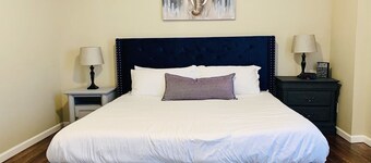 ✪King Bed Apartment✪ in Suburbs | Perfect Long Term Stay