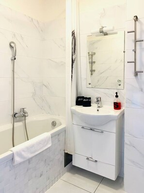 Dusche, Haartrockner