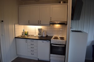Cabana família (Fjellstuevegen 29 B) | Cozinha privada | Geladeira, fogão, cooktop, lava-louças