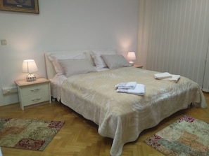 2 bedrooms, desk, free WiFi