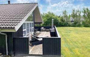 Terrace/patio - Lovely home in Brovst with sauna (Brovst)