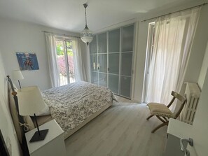 2 Schlafzimmer, Bügeleisen/Bügelbrett, kostenloses WLAN