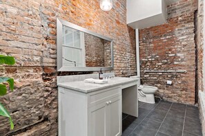 Immagine non classificata, 3 di 19, pulsante
