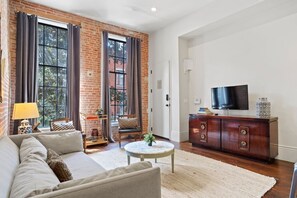 Smart TV, offices