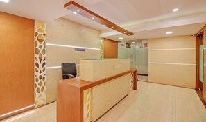 Reception - Treebo Trend Oxford (Mumbai)