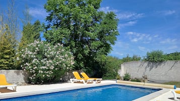 Piscine extérieure