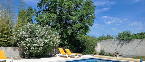 Piscine extérieure