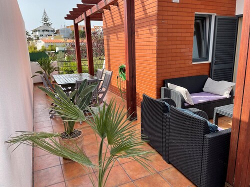 Vale do Meco Beach House - B