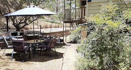 King Single plus 3 Singles in Meyenburg House with shared bathroom & kitchen