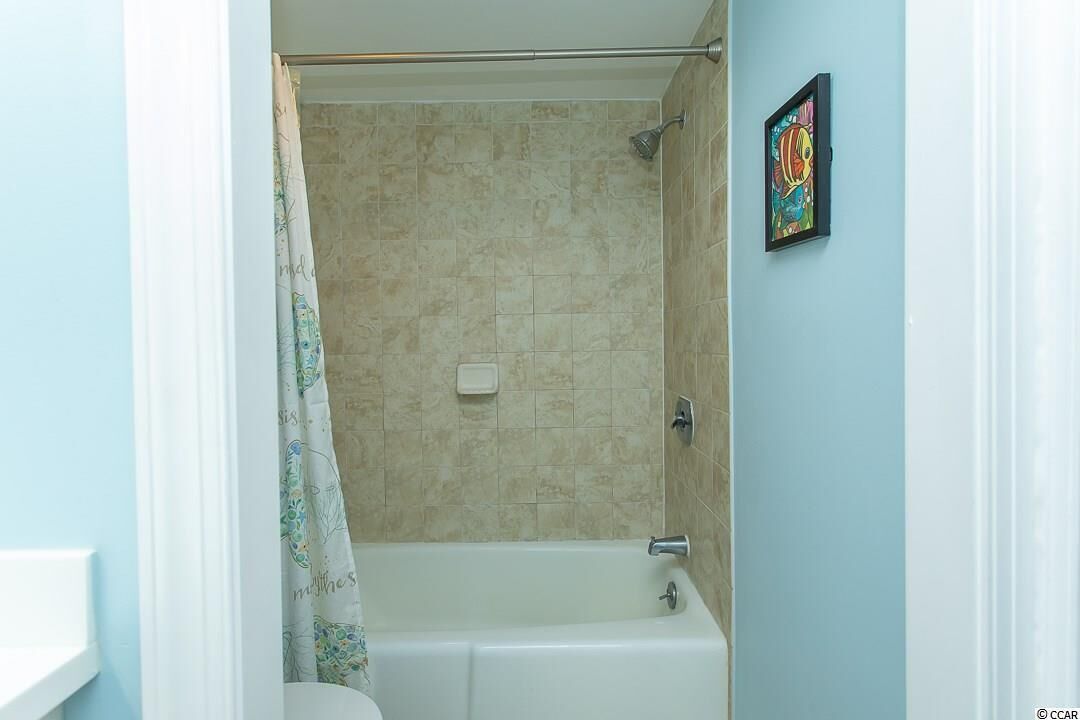 Beautiful Ocean view corner unit