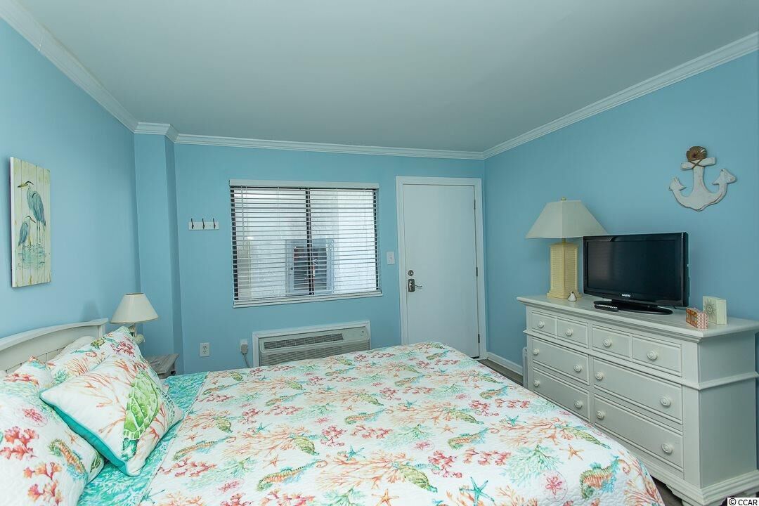 Beautiful Ocean view corner unit