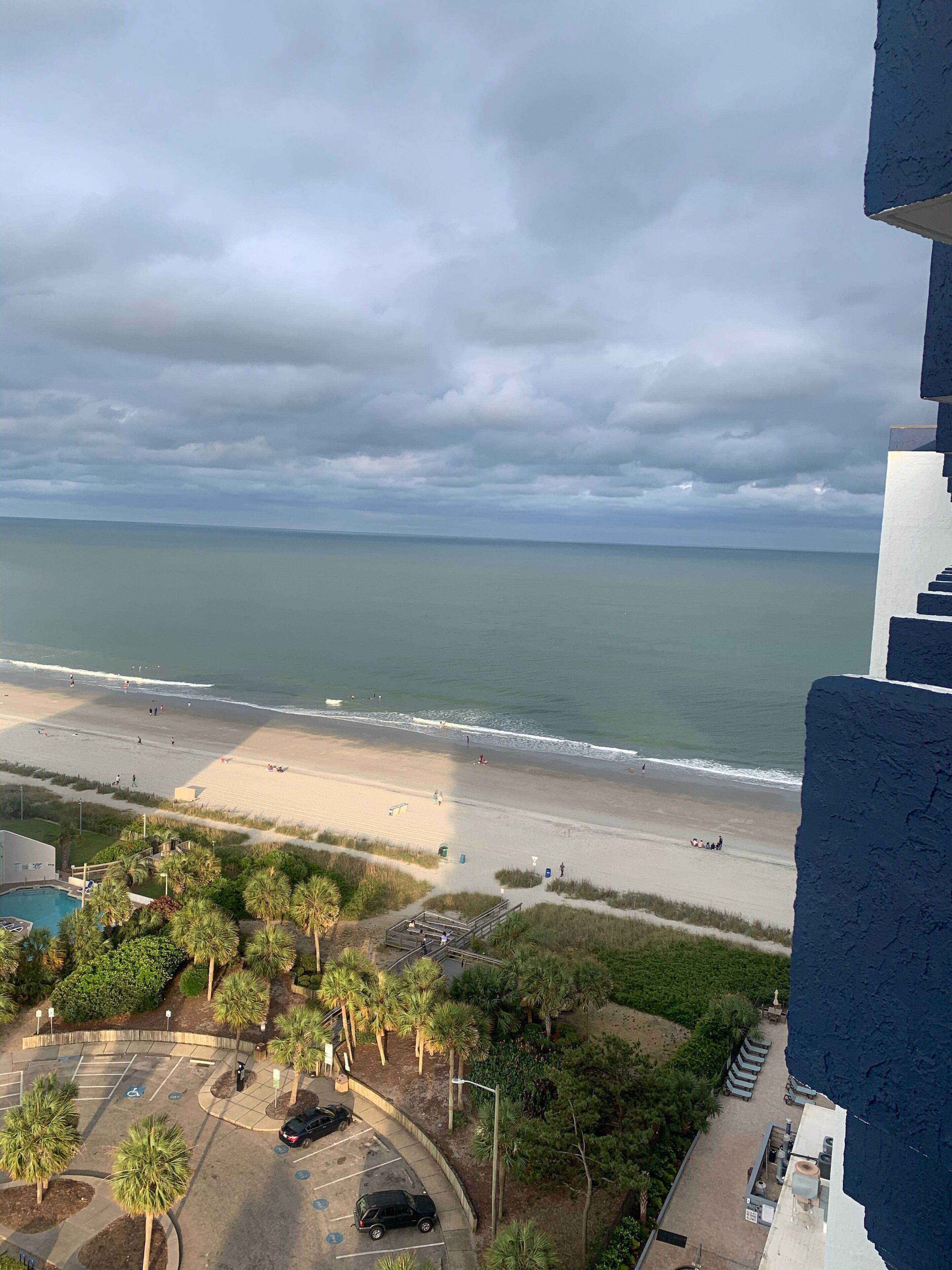 Beautiful Ocean view corner unit