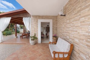 Villa | Balkon