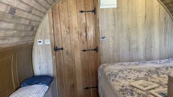 Ferienhütte | 1 Schlafzimmer, kostenloses WLAN, Bettwäsche