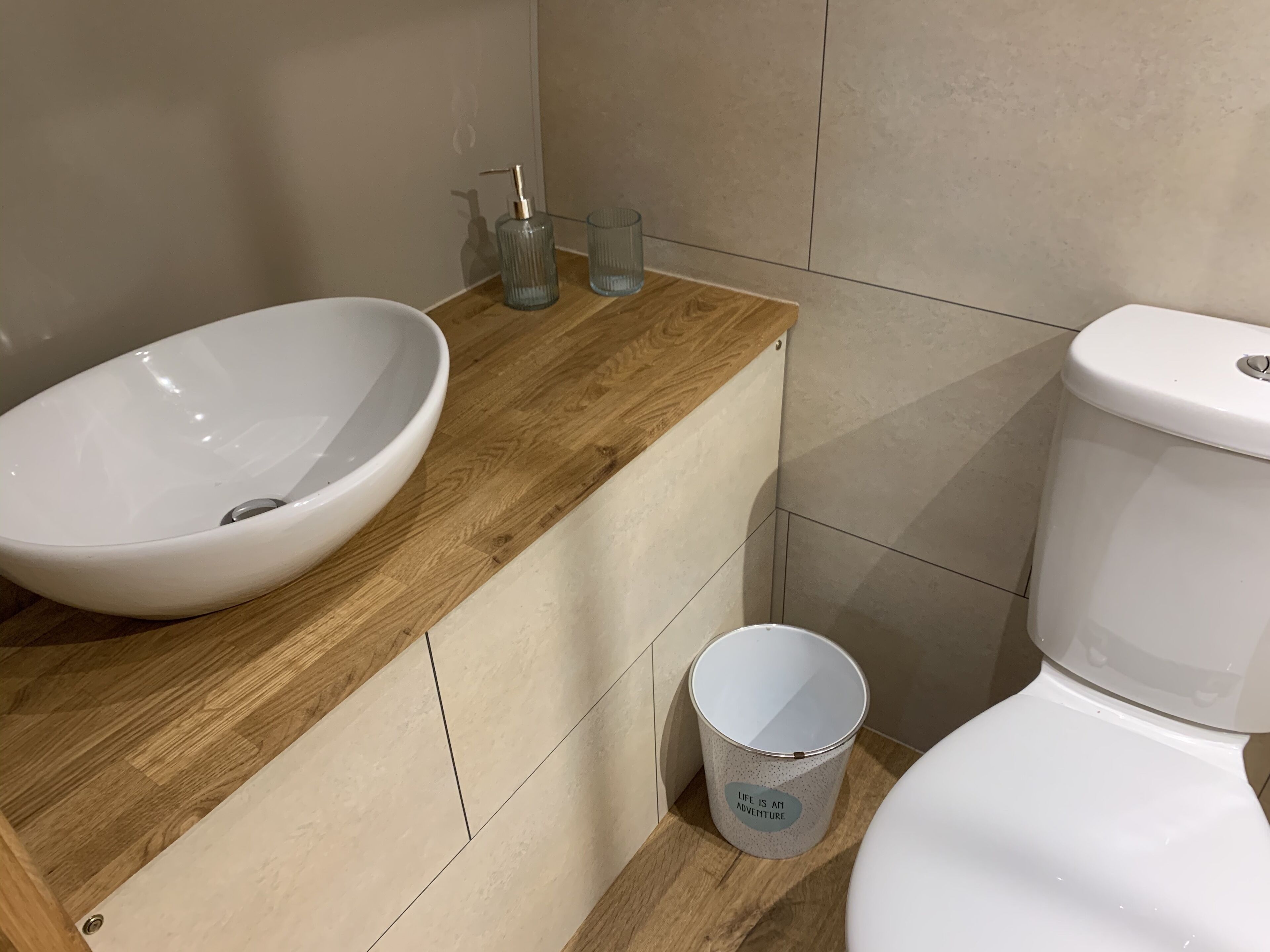 Winter Escape Luxury Hobbit House With Hot Tub!