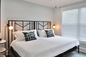 2 bedrooms, iron/ironing board, free WiFi, bed sheets - Shady Palms | Historic Charm Private Pool & Effortless Island Style 2BD/2.5BA (Key West)