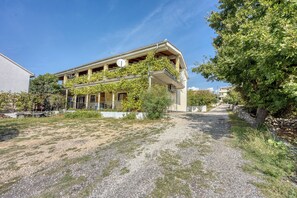 Exterior - Silver Cherry Apartments (Jasenice)