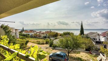 Family Apartment, 1 Bedroom, Microwave, Mountainside (Turquoise Apartment Sea View) | Property grounds