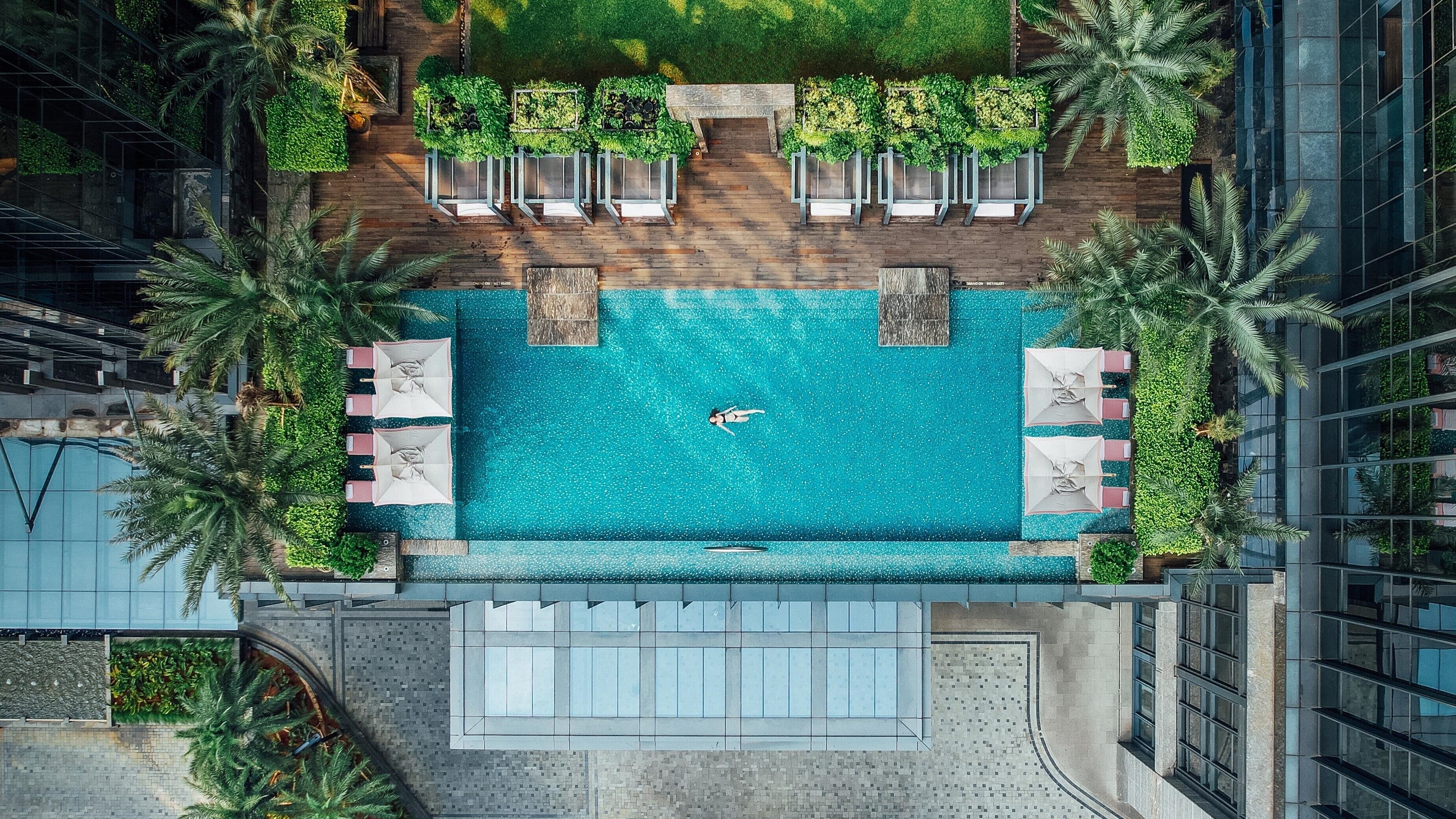 indoor pool, outdoor pool, open 6:00 am to 9:00 pm, pool loungers