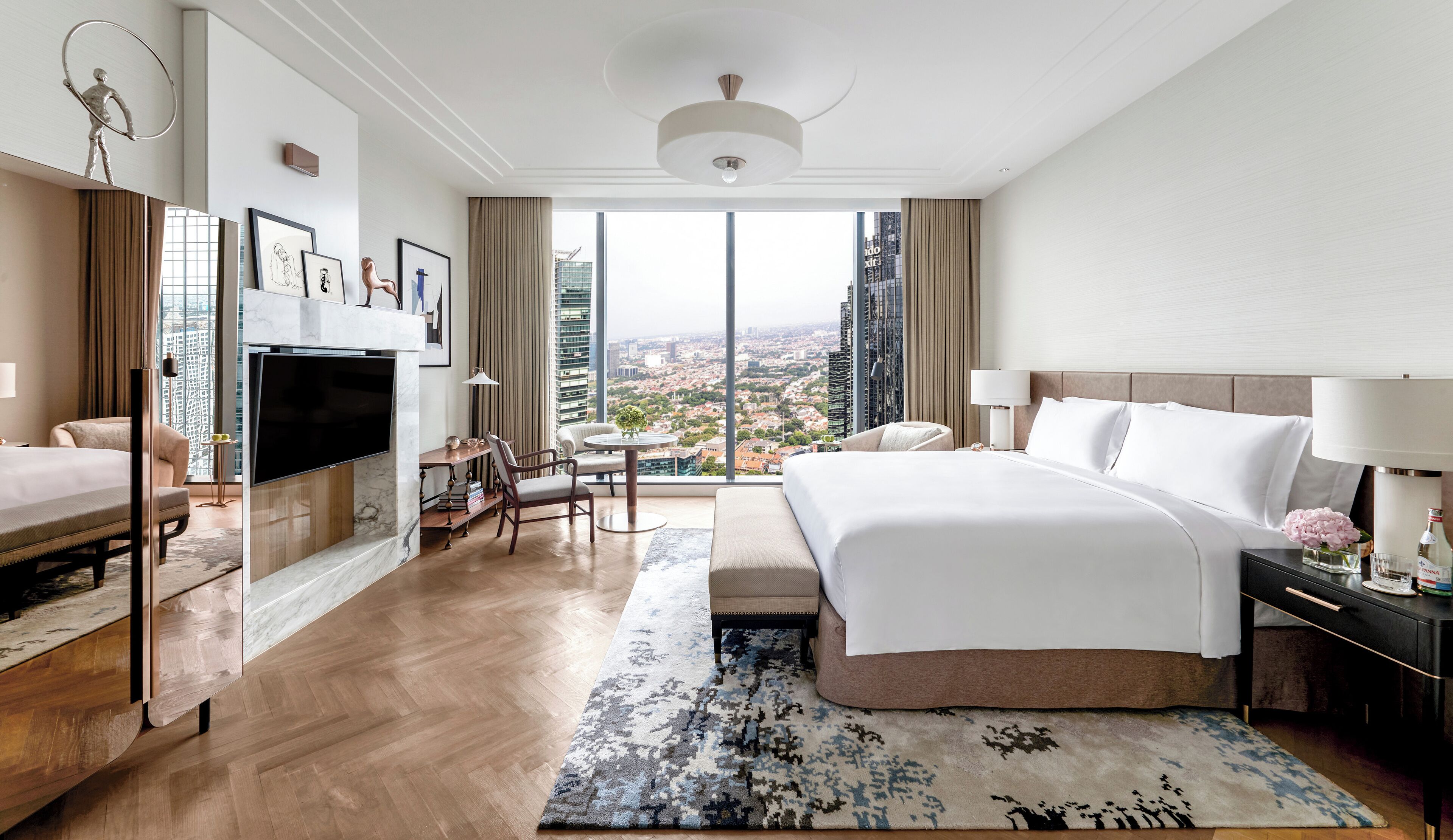 Premium bedding, minibar, in-room safe, desk