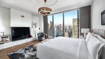 Suite - 1 soveværelse (Langham) | Premium-sengetøj, minibar, pengeskab på værelset, skrivebord
