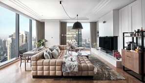 ห้องสวีท, 1 ห้องนอน (Langham) | เครื่องนอนระดับพรีเมียม, มินิบาร์, ตู้นิรภัยในห้องพัก, โต๊ะทำงาน