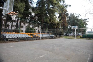 Basketball court - Mavidebul (Silivri)