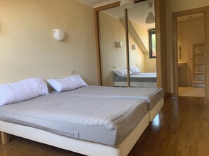 2 bedrooms, iron/ironing board