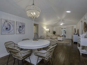 Interior - 3 BD/2 BA Pet Friendly Summerwind! Amenity Access included! Close to Beaches, Pools, Dining & Golf! (Seabrook Island)