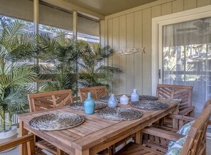 Outdoor dining - 3 BD/2 BA  Pet Friendly Summerwind! Amenity Cards! Close to Beaches, Pools, Dining & Golf! (Seabrook Island)