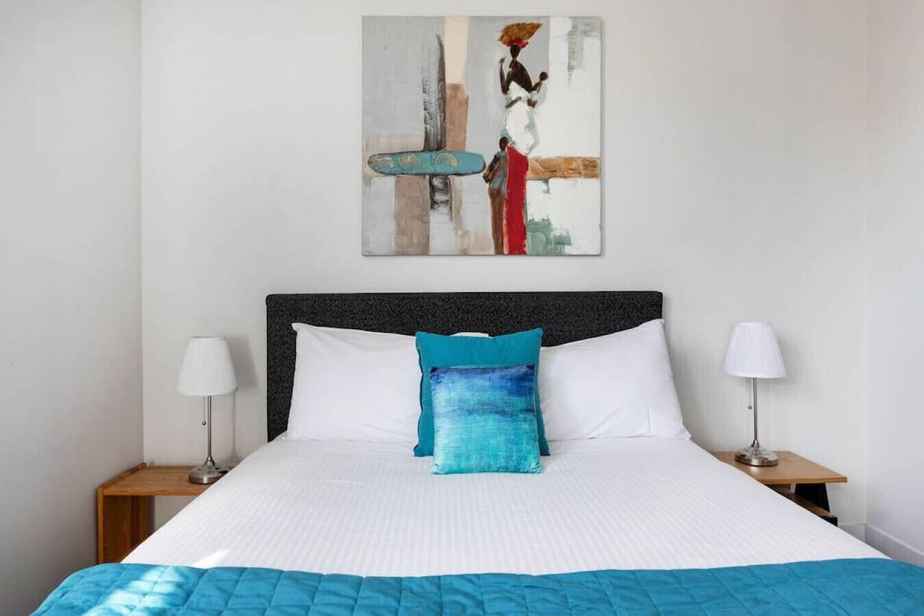 Sleek · Sleek Collingwood*FreeCarpark*Netflix* — image 18