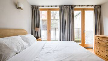3 Schlafzimmer, Zimmersafe, Bügeleisen/Bügelbrett, kostenloses WLAN