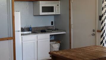 Fridge, microwave, coffee/tea maker