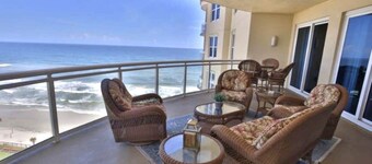 Luxury Oceanfront Paradise ~LARGE CONDO~